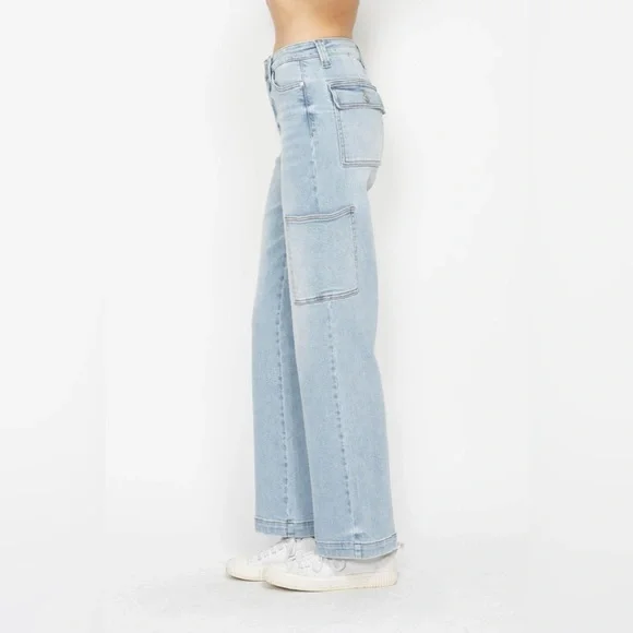 NWT Judy Blue PLUS + REG Size 90s Style High Waisted Straight Leg Cargo Jeans - Picture 4 of 8